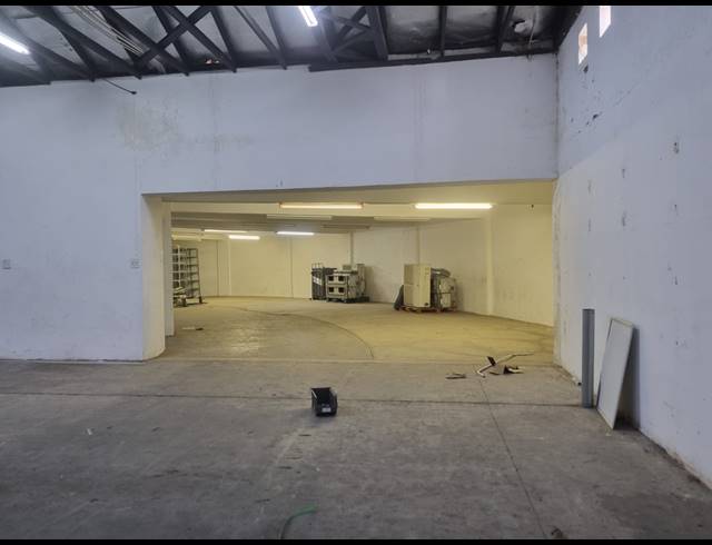818M² RETAIL TO LET IN NELSPRUIT EXT 29